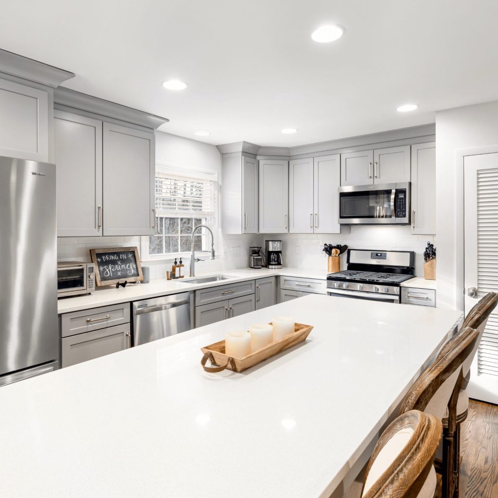 kitchen sells homes, kitchen renovation tips, home value upgrades, real estate staging, CathyTseRealEstate, kitchen design ideas, GTA home selling tips, kitchen remodel ROI, buyer focus kitchen, Toronto real estate insights